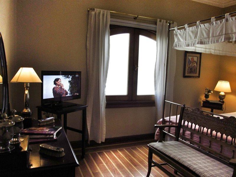 Hostal Casa De Borgoña *